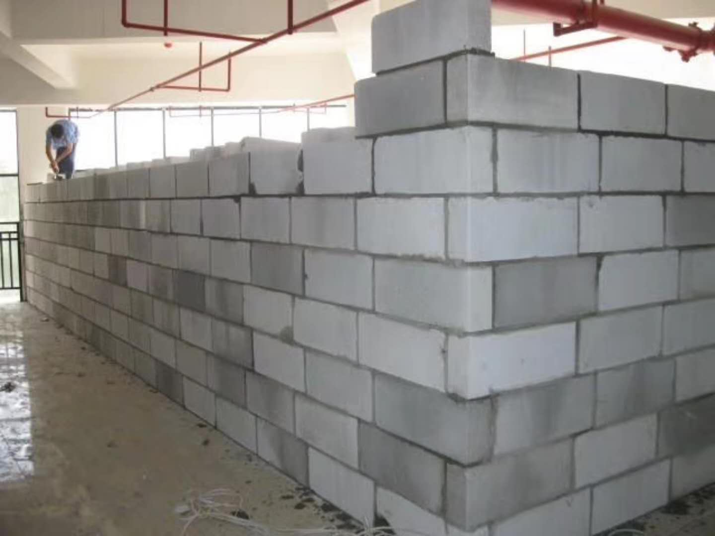 黄骅蒸压加气混凝土砌块承重墙静力和抗震性能的研究